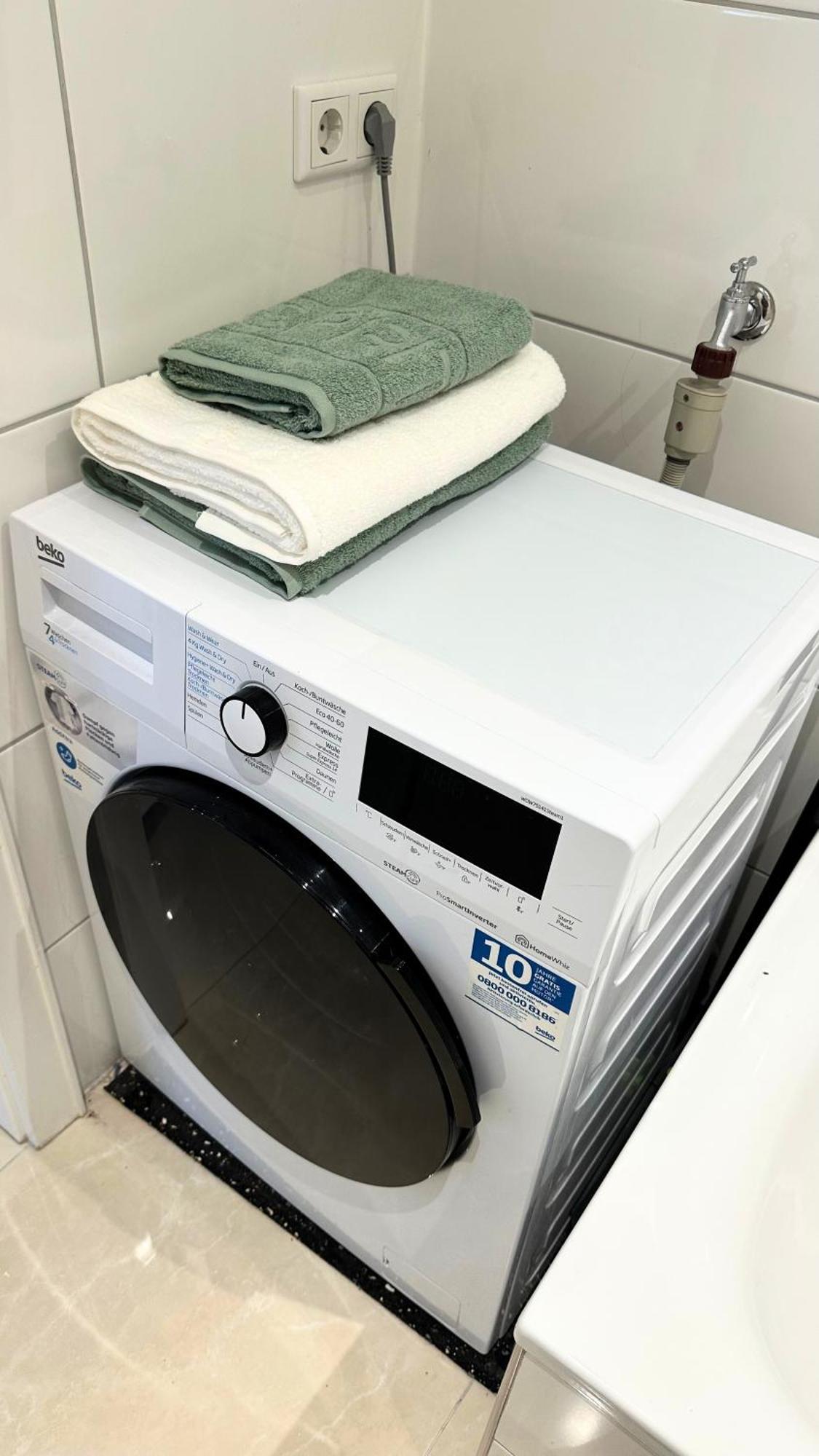 New - Cozy Apartment,Kitchen,Netflix And More エッセン エクステリア 写真
